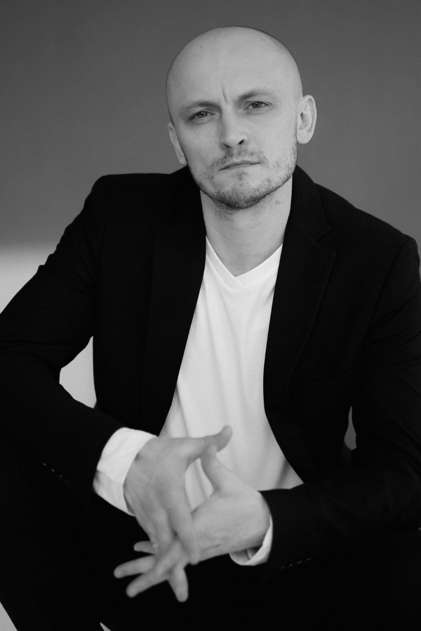 Анатолий Григорьев